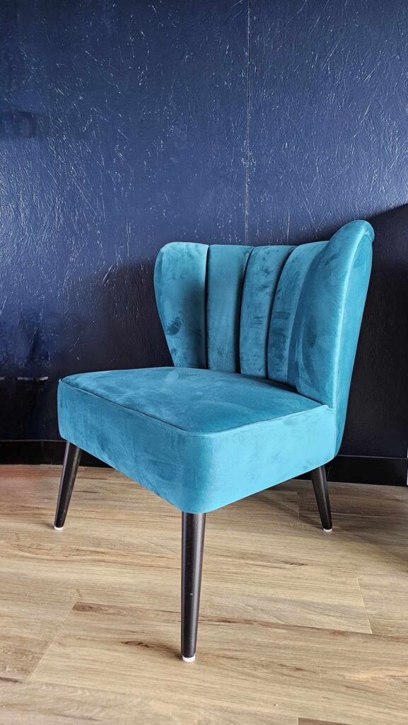 mobilier professionnels dans la Vienne et ses environs